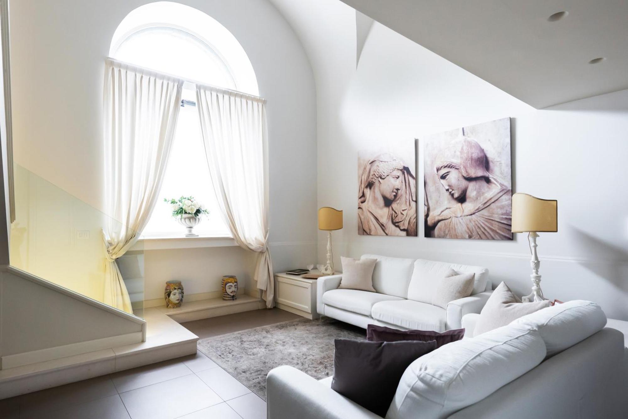 B Sicilian Charming Stay - Luxury Loft Катания Экстерьер фото